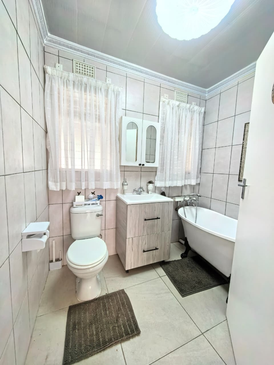 4 Bedroom Property for Sale in Sasolburg Ext 10 Free State